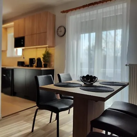 Apartament Kinizsi *