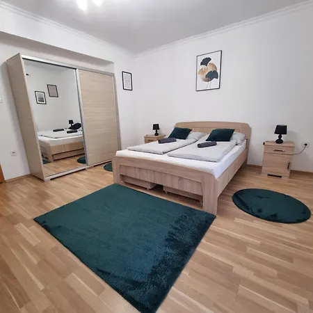Kinizsi Apartamento